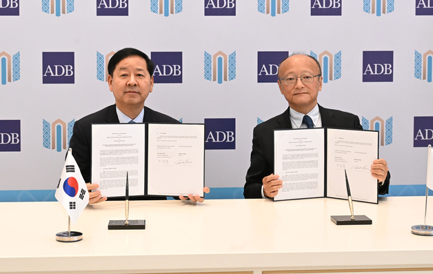 구윤철, ADB 총재와 AI혁신개발센터 설립 MOU…"한국에 글로벌 AI 허브 조성"