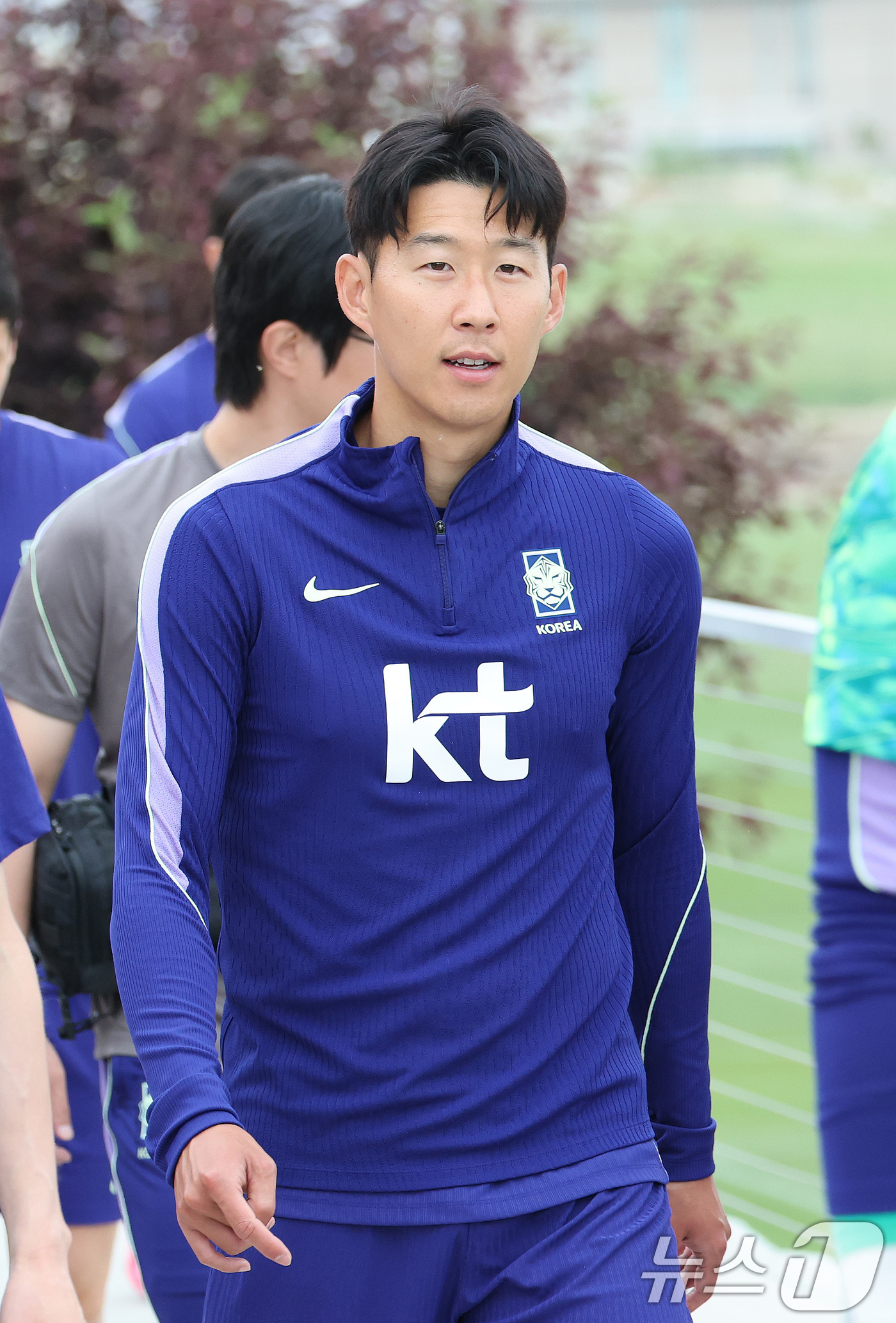 (솔트레이크시티(미국)=뉴스1) 임세영 기자 = 대한민국 축구대표팀 손흥민이 29일(현지시간) 미국 유타주 헤리먼에 위치한 자이언스뱅크 트레이닝센터에서 훈련에 나서고 있다. 202 …
