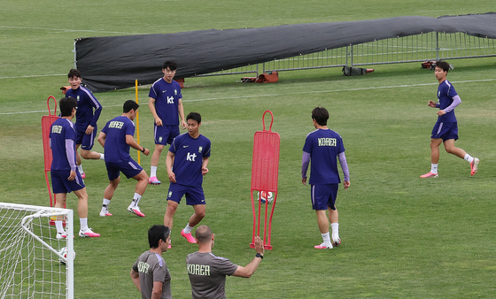 훈련하는 대한민국 축구대표팀
