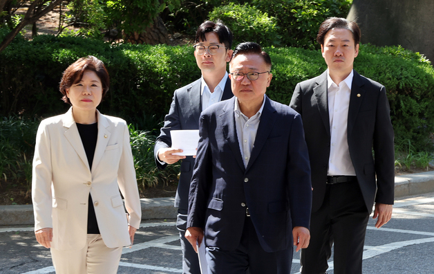 국민의힘 행안위원, 서울경찰청 항의 방문… "서울시 압색 정치적 의도"