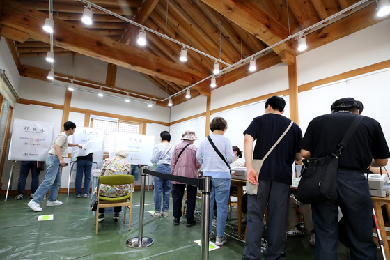 [사전투표] 인천 둘째날 오후 2시 16.89%…직전 지선보다 1.05%p↑