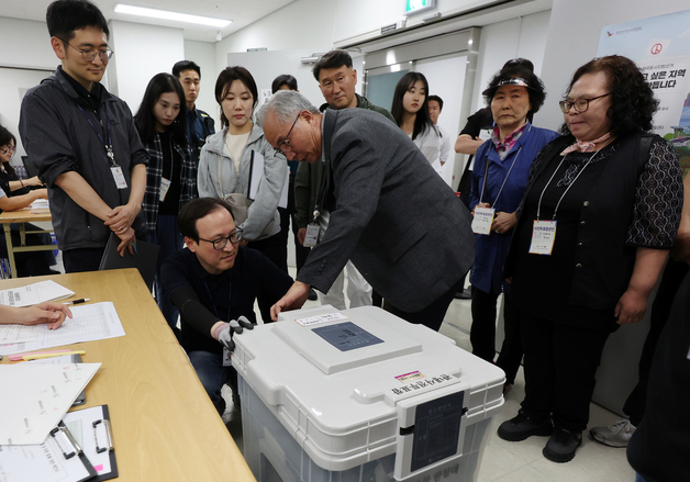 6.3 지방선거 관내사전투표함 접수