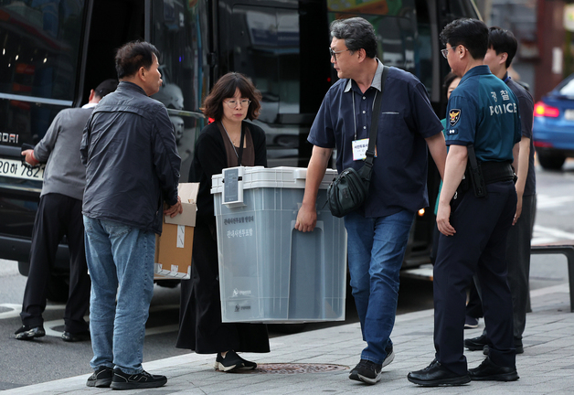 6.3 지방선거 관내사전투표함 인계