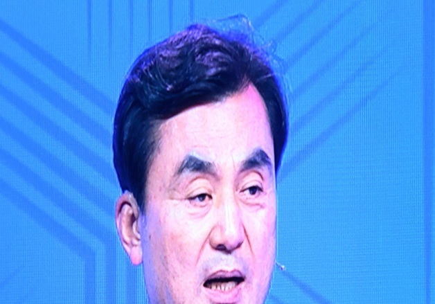 '샹그릴라 대화' 본회의 연설하는 안규백 국방부 장관