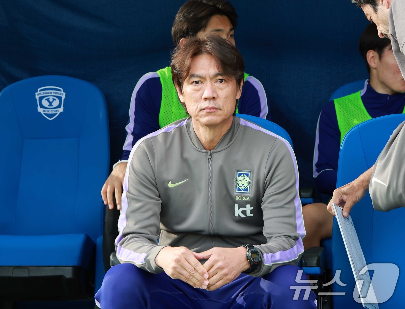 (프로보(유타주)=뉴스1) 임세영 기자 = 홍명보 대한민국 축구대표팀 감독이 30일(현지시간) 미국 유타주 솔트레이크시티 브리검 영 대학교 BYU 사우스필드 경기장에서 2026 국 …