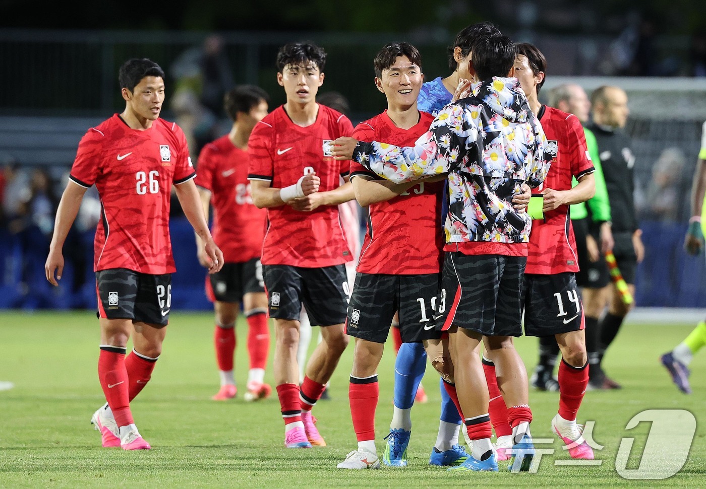 (프로보(유타주)=뉴스1) 임세영 기자 = 대한민국 축구대표팀 선수들이 30일(현지시간) 미국 유타주 솔트레이크시티 브리검 영 대학교 BYU 사우스필드 경기장에서 2026 국제축구 …