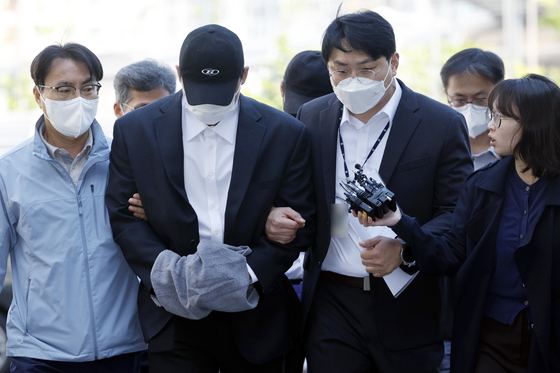 '김창민 감독 사망사건' 피고인 2명에 징역 20년·15년 각각 구형(상보)