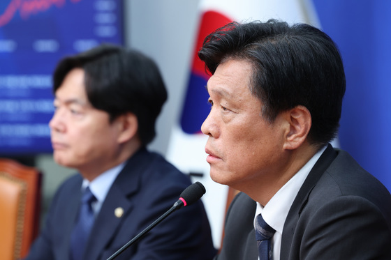 與, 양도세 중과 野 공세에  "집값 천정부지로 치솟길 바라나"