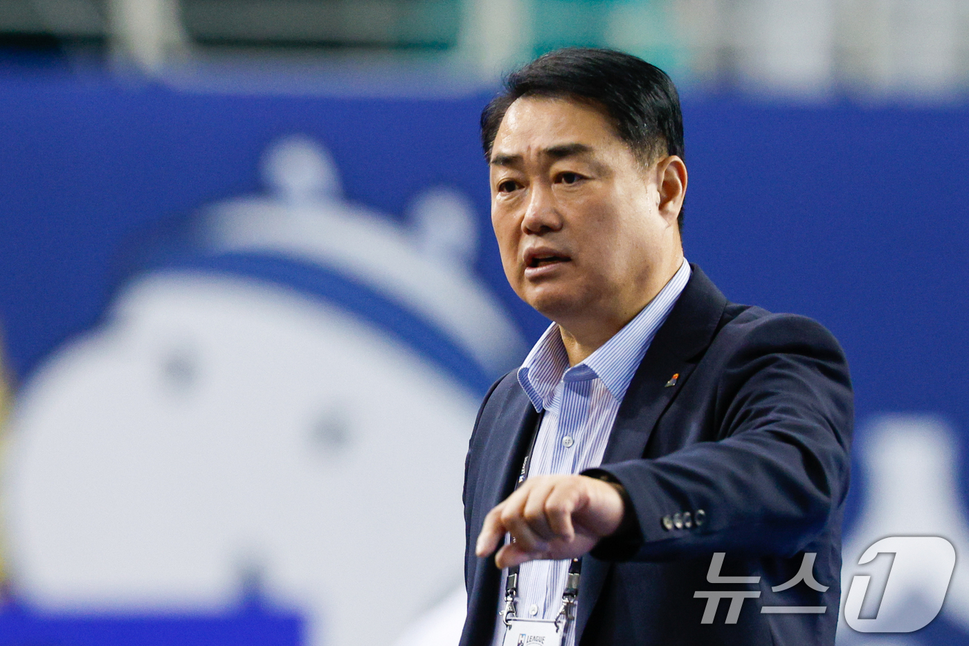(서울=뉴스1) 안은나 기자 = 4일 오후 서울 송파구 올림픽공원 핸드볼경기장(티켓링크 라이브 아레나)에서 열린 신한 SOL Bank 25-26 핸드볼 H리그 여자부 챔피언 결정전 …