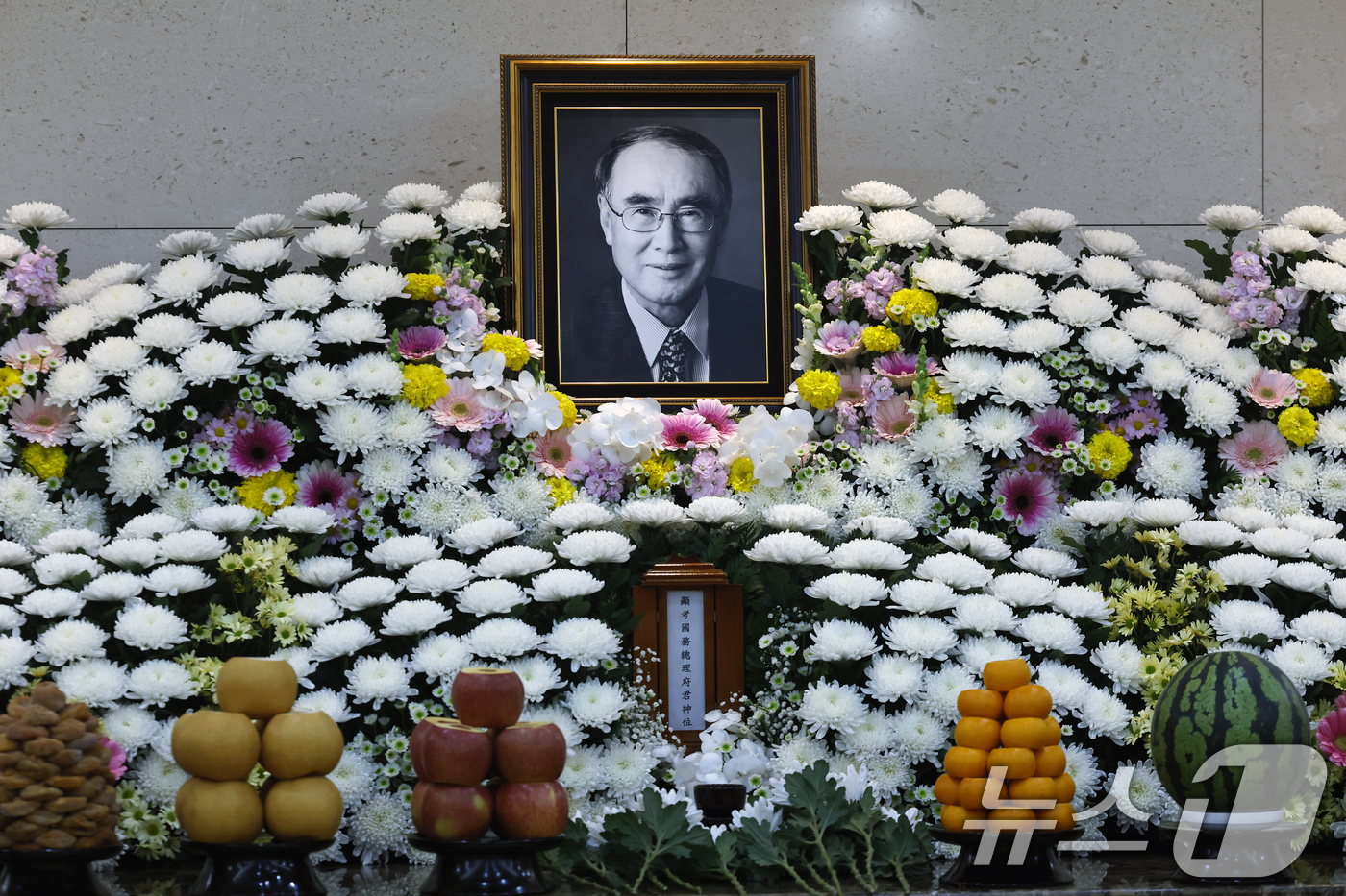 (서울=뉴스1) 박정호 기자 = 5일 오후 서울시 송파구 풍납동 서울아산병원 장례식장에 향년 92세를 일기로 별세한 이홍구 전 국무총리 빈소가 마련돼 있다.  2026.5.5/뉴스 …