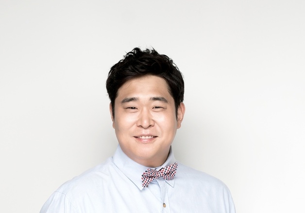 문세윤, 강호동·전현무와 한식구 됐다…SM C&C서 새출발