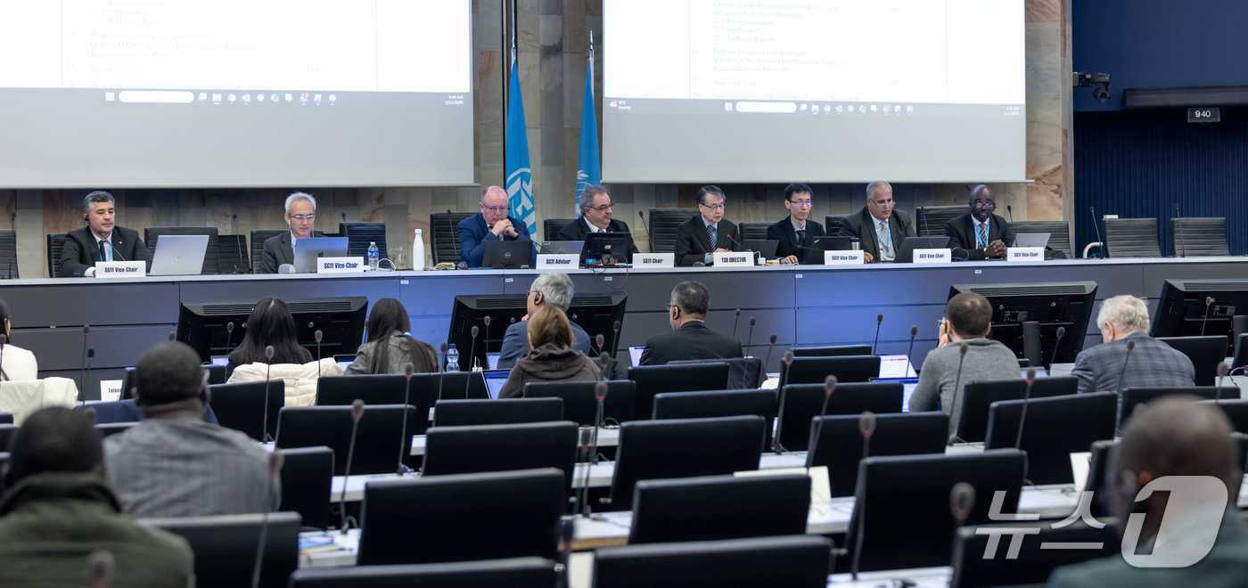 A scene from the 2026 ITU-T SG11 Closing Plenary Session, where discussions are underway regarding the adoption of an international standard for AI policy intelligence in public decision-making (Provided by ETRI) 2026.5.6 / News1