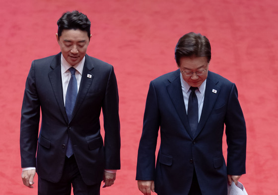 출근하는 이재명 대통령