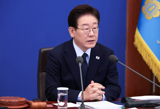 국무회의 발언하는 이재명 대통령
