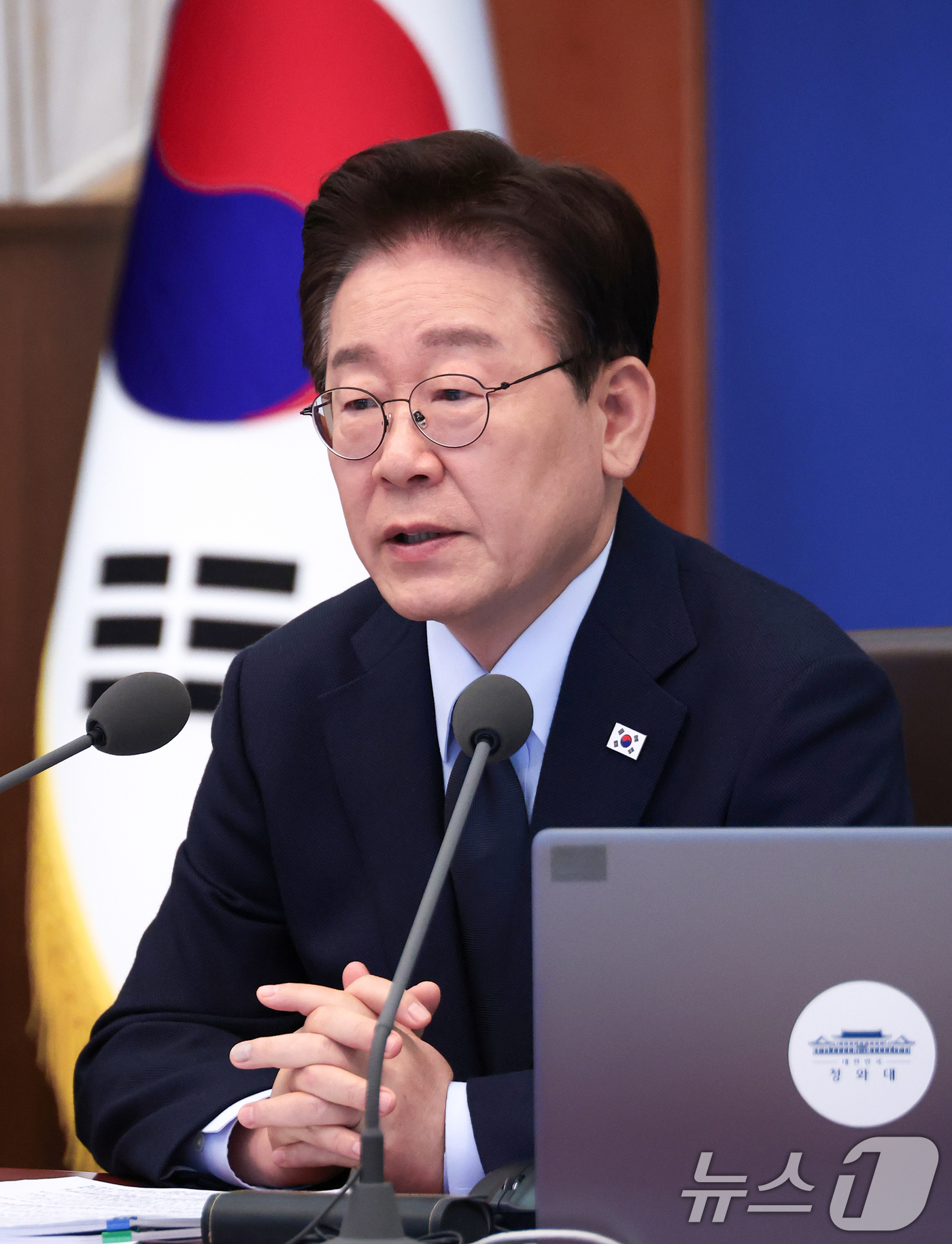 (서울=뉴스1) 허경 기자 = 이재명 대통령이 6일 청와대에서 열린 비상경제점검회의 겸 국무회의에서 발언하고 있다. (청와대통신사진기자단) 2026.5.6/뉴스1
