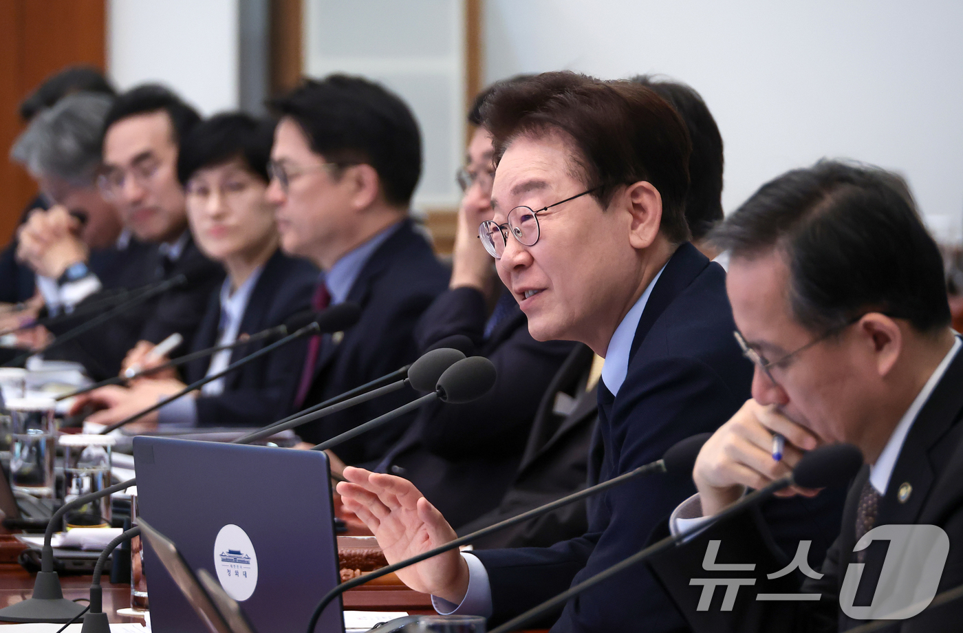 (서울=뉴스1) 허경 기자 = 이재명 대통령이 6일 청와대에서 열린 비상경제점검회의 겸 국무회의에서 발언하고 있다. (청와대통신사진기자단) 2026.5.6/뉴스1