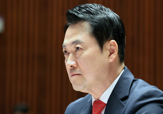 생각에 잠긴 장동혁 대표