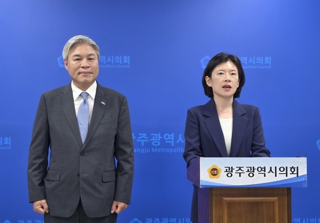 조국혁신당 배수진, 광주 광산을 보선 출마…"호남정치 객토"