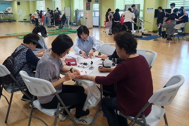 증평군보건소·증평체육회, 체력 증진 프로그램 운영
