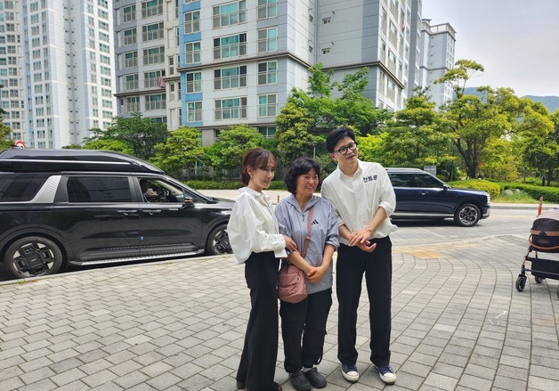 진은정 변호사, 남편 한동훈 첫 지원사격…韓 "온 지 꽤 됐다"