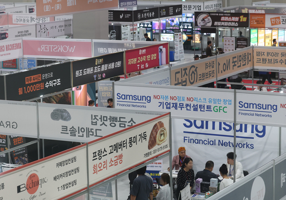 점주 권익 강화 vs 브랜드 운영 혼란…가맹사업법 시행령 놓고 의견 분분