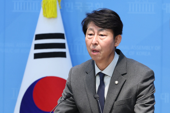 쿠팡 사태 관련 기자회견하는 이훈기