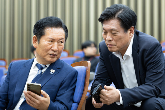 조승래, 당원 1.7만명 정보 유출 사과…친명 "왜 鄭 사과 없나"(종합)