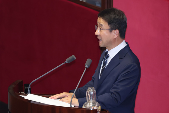 헌법 개정안 제안 설명하는 한병도 원내대표