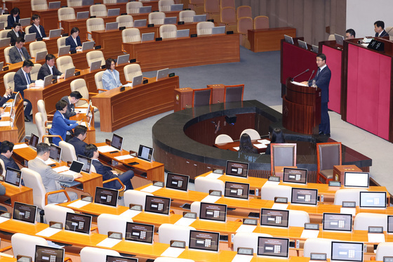 헌법 개정안 제안 설명하는 한병도