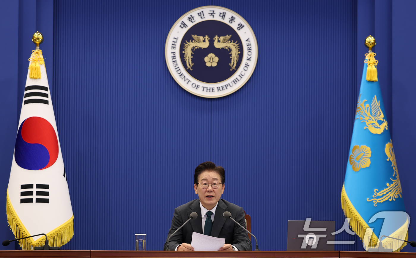 (서울=뉴스1) 허경 기자 = 이재명 대통령이 7일 청와대에서 열린 수석보좌관회의에서 발언을 하고 있다. 2026.5.7/뉴스1