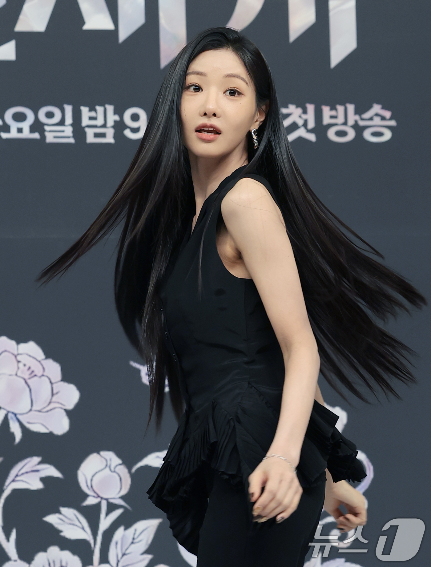 (서울=뉴스1) 권현진 기자 = 배우 이세희가 7일 서울 양천구 목동SBS에서 열린 SBS 새 금토드라마 '멋진 신세계'(극본 강현주/ 연출 한태섭) 제작발표회에 참석해 포즈를 취 …