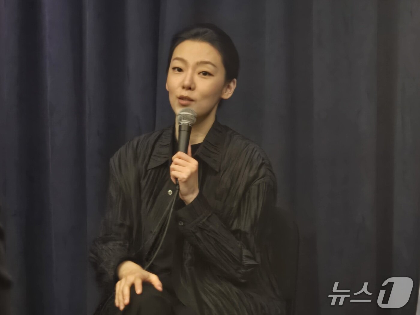 본문 이미지 - 7일 진행된 기자간담회에서 클라라 주미 강이 질문에 답하고 있다. ⓒ 뉴스1 김정한 기자