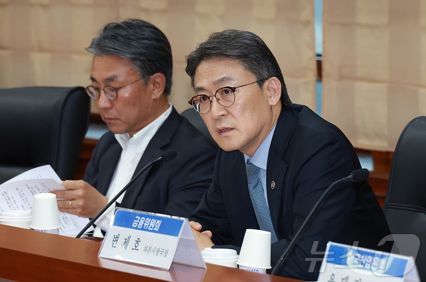 (서울=뉴스1) = 권대영 금융위원회 부위원장이 7일 오후 서울 여의도 금융투자협회에서 열린 금투업권 모험자본 역량강화 협의체에서 모두발언을 하고 있다. (금융위원회 제공. 재판매 …