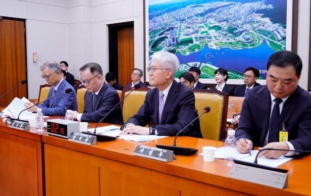 행정수도 특별법 공청회 열려…국힘, 민주당 입법독주 항의 불참