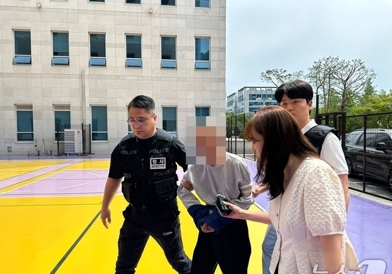 "해치려 한다" 망상에 십년지기 살해 70대 '징역 15년→12년' 감형