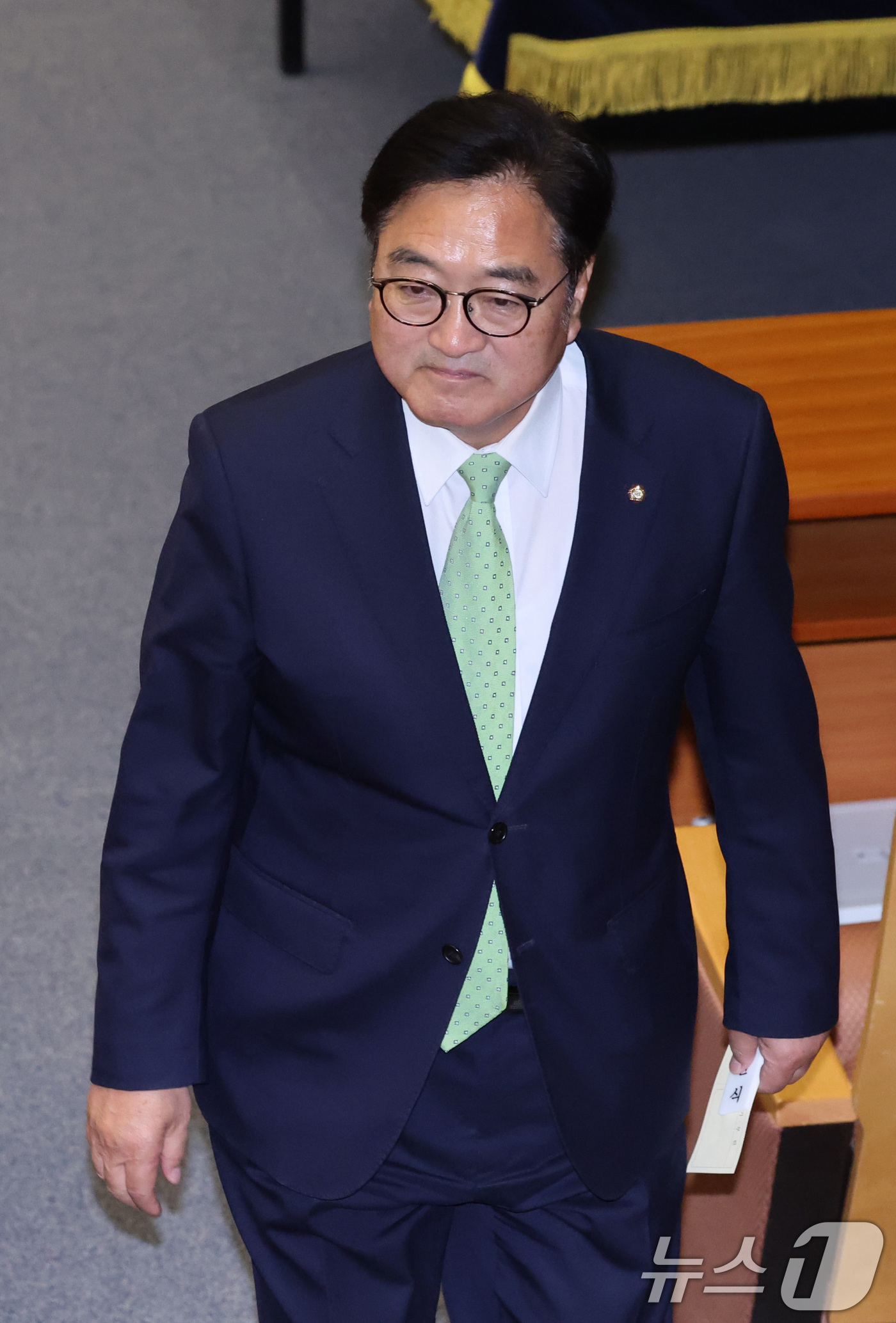 (서울=뉴스1) 신웅수 기자 = 우원식 국회의장이 7일 서울 여의도 국회에서 열린 제435회국회(임시회) 제1차 본회의에서 대한민국헌법 개정안에 대한 투표를 하고 있다. 2026. …