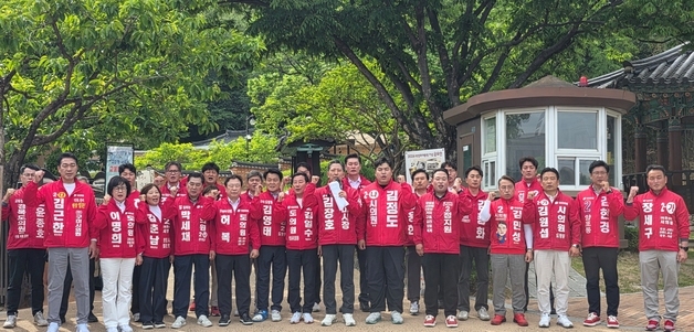 '박정희 평가' 두고 국힘·민주 시장 후보들 '설전'