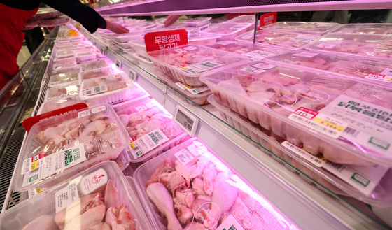 복날엔 삼계탕, 월드컵엔 치킨인데…닭고기 6.3%·인삼 15.2%↑