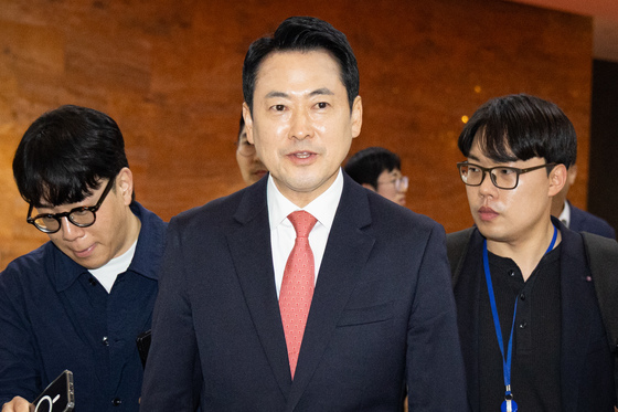 장동혁 국민의힘 대표, 본회의 참석
