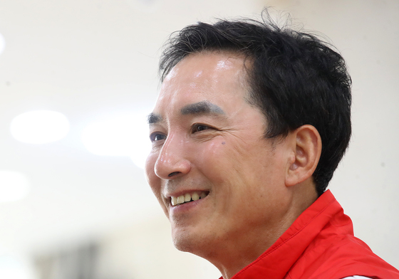 [인터뷰] 박민식 "찐토박이는 나 하나…양파전이든 삼파전이든 필승"