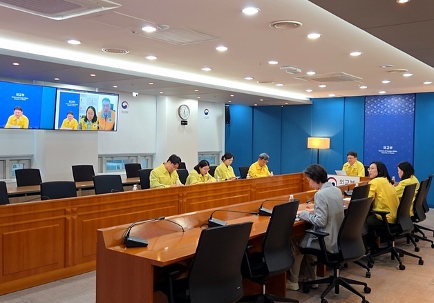 러 전승절 앞두고 우크라와 긴장 고조…정부, 재외국민 안전 점검