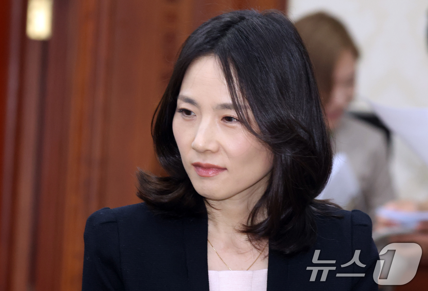 (서울=뉴스1) 김명섭 기자 = 김진아 외교부 2차관이 8일 오전 서울 종로구 세종대로 정부서울청사에서 열린 비상경제본부회의 겸 경제·부동산관계장관회의에 참석하고 있다. 2026. …