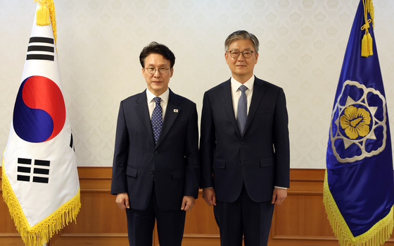 사행산업통합감독위원회 민간위원장 위촉한 김민석 총리