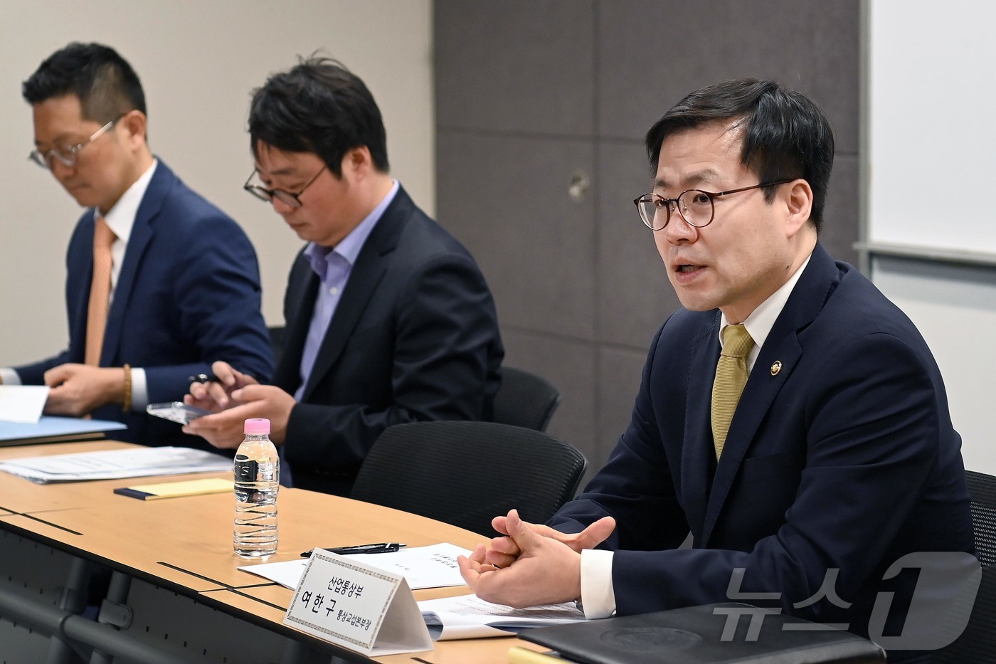 (서울=뉴스1) = 여한구 산업통상부 통상교섭본부장이 8일 오전 서울 중구 대한상공회의소 회의실에서 열린 멕시코 진출기업 간담회에서 발언을 하고 있다. (산업통상부 제공. 재판매 …