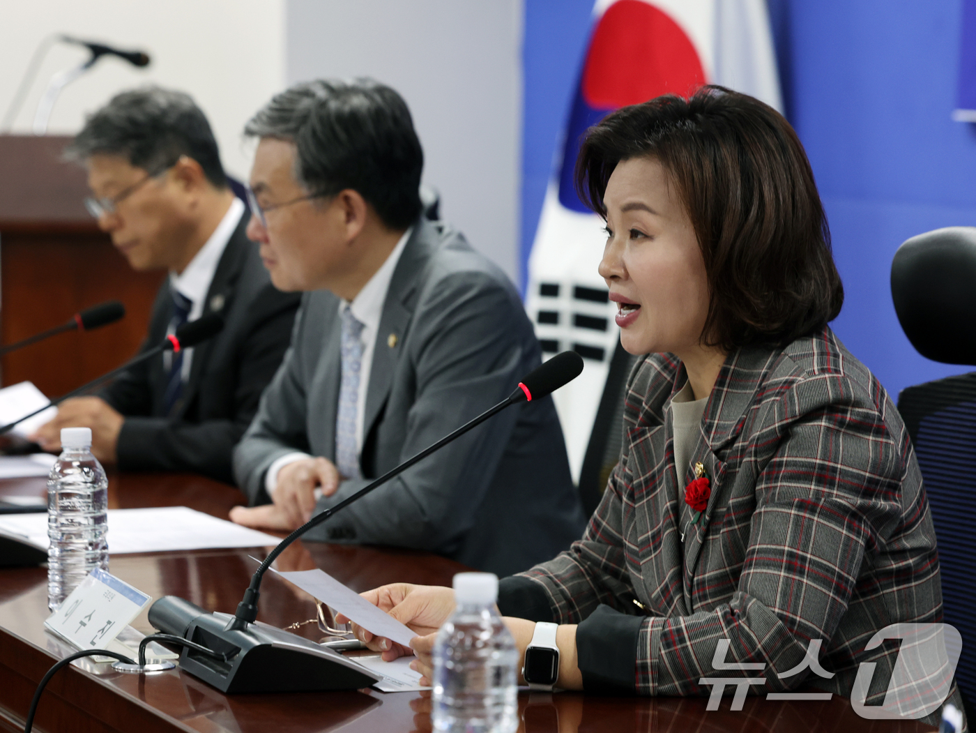(서울=뉴스1) 황기선 기자 = 이수진 더불어민주당 산모·신생아 응급진료체계 개선 TF 단장이 8일 오후 서울 여의도 국회에서 열린 당정회의에서 모두발언을 하고 있다.  2026. …