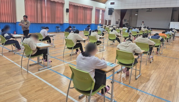 소년원 학생 검정고시 합격률 90% 넘었다…만델라 소년학교 '전원 합격'