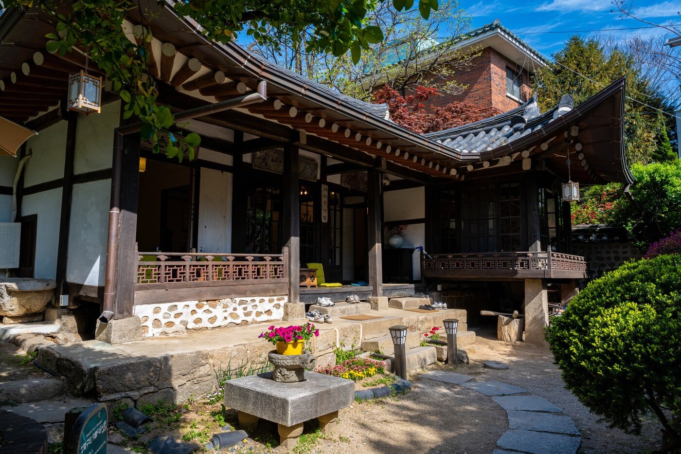 본문 이미지 - 수연산방 기품이 느껴지는 외관(서울관광재단 제공)