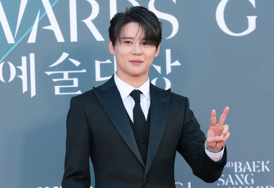 김준수, 첫 백상 나들이