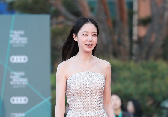 백상 찾은 채원빈