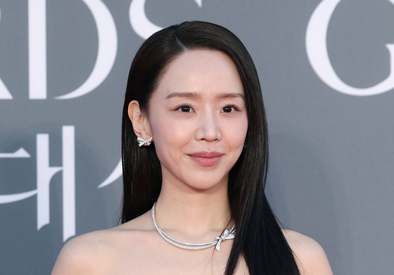 신혜선, 눈부신 미모